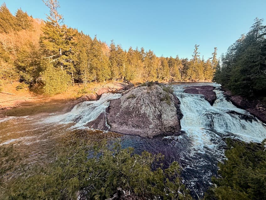 Great Conglomerate Falls, a waterfall along the Black River.