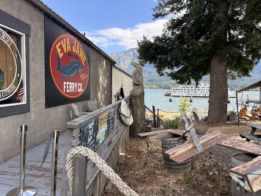 Clark and Lewie's in Stevenson WA